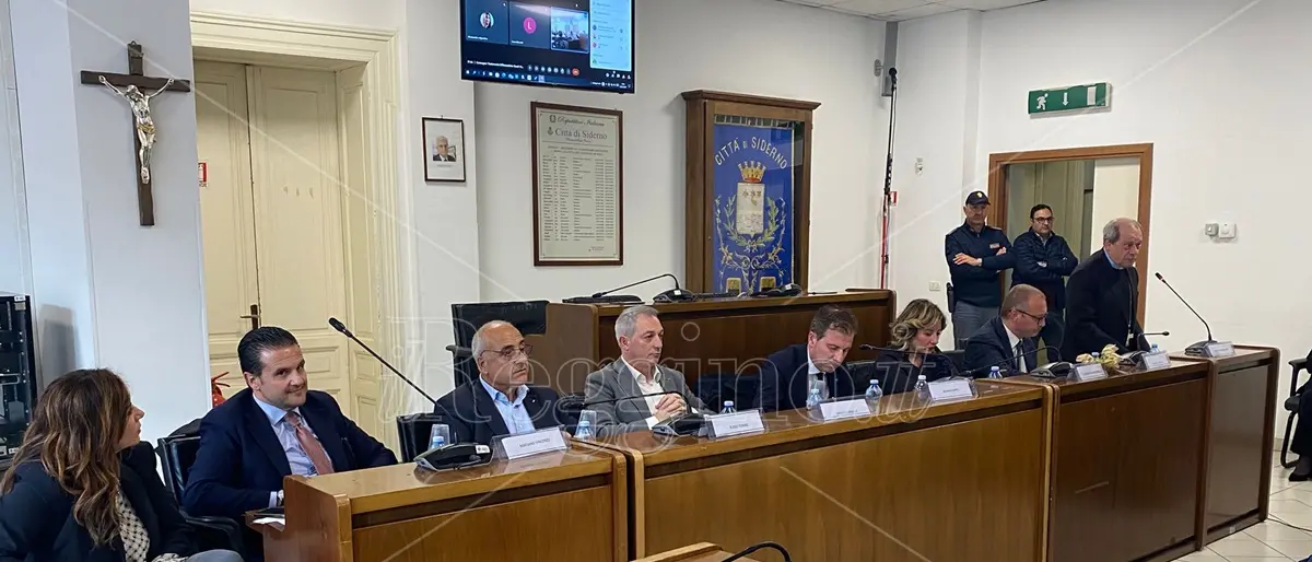 Siderno, amministratori locali e sindacati a confronto sull’autonomia differenziata