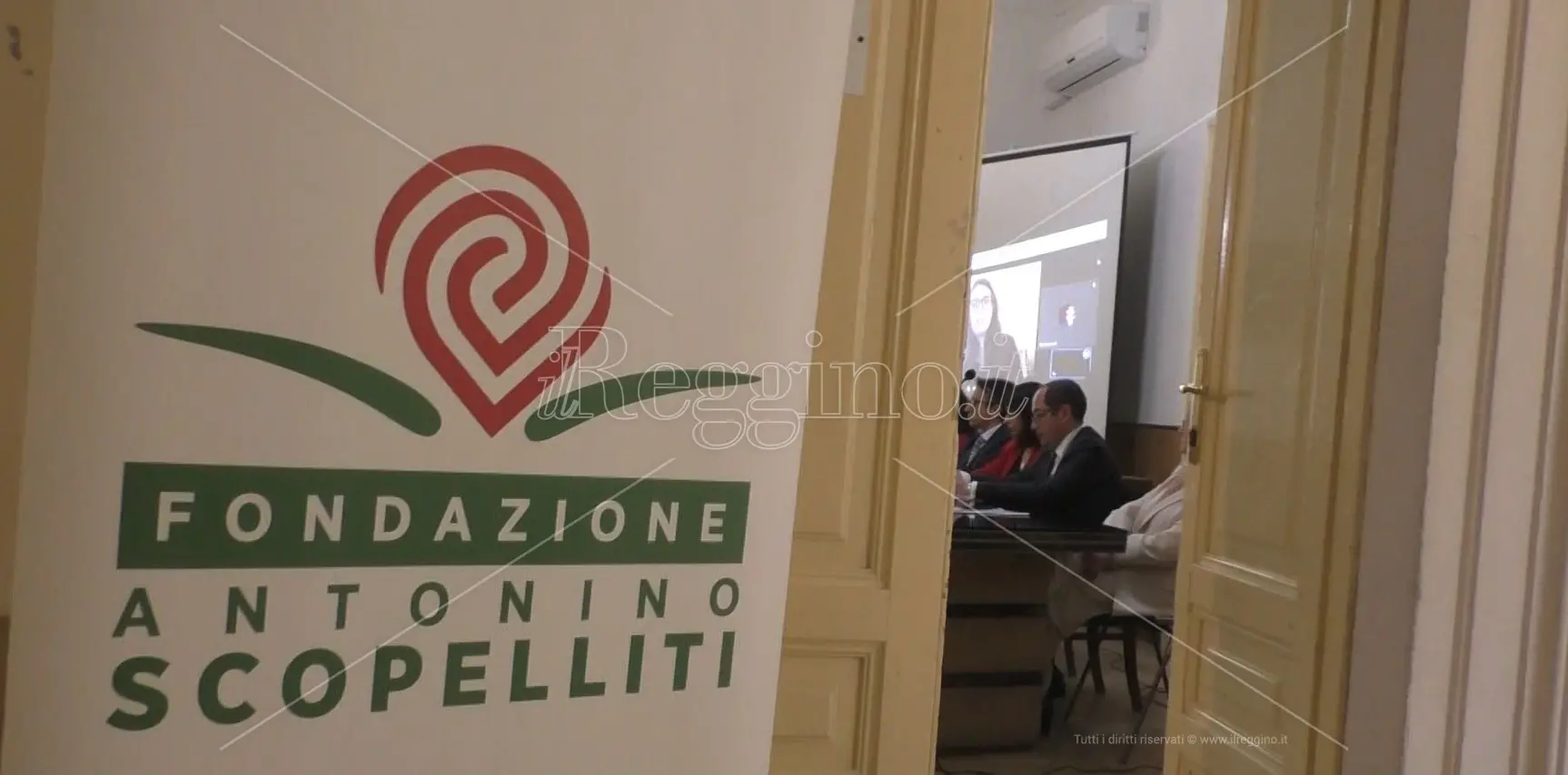 Reggio, Rosanna Scopelliti: «Tutelare i familiari delle vittime di mafia, lo Stato resti vicino» - VIDEO