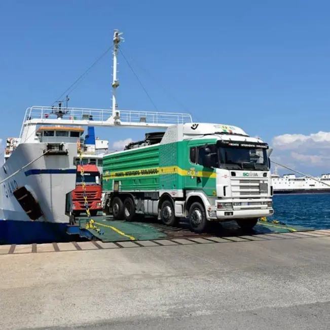 Traghettamento Reggio-Messina, il 17 maggio sciopero dei marittimi di Meridiano Lines