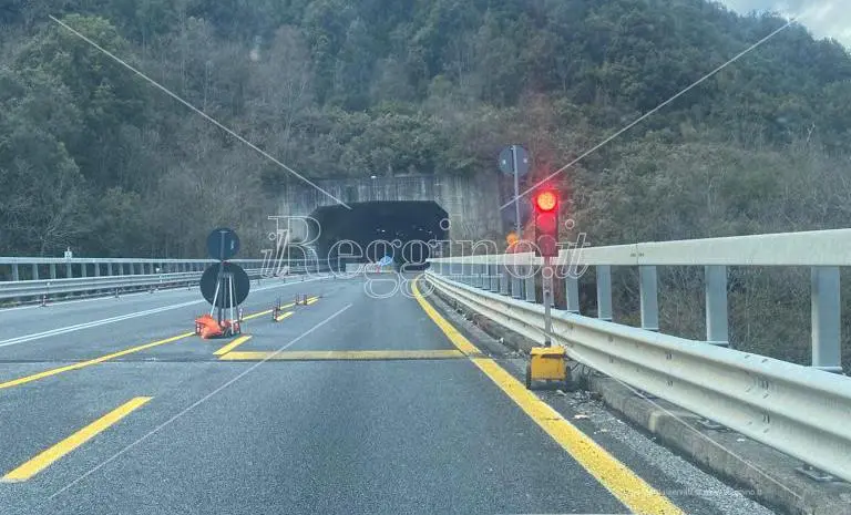 Lavori nella galleria Torbido, Jonio-Tirreno a rischio chiusura? Domani vertice a Mammola