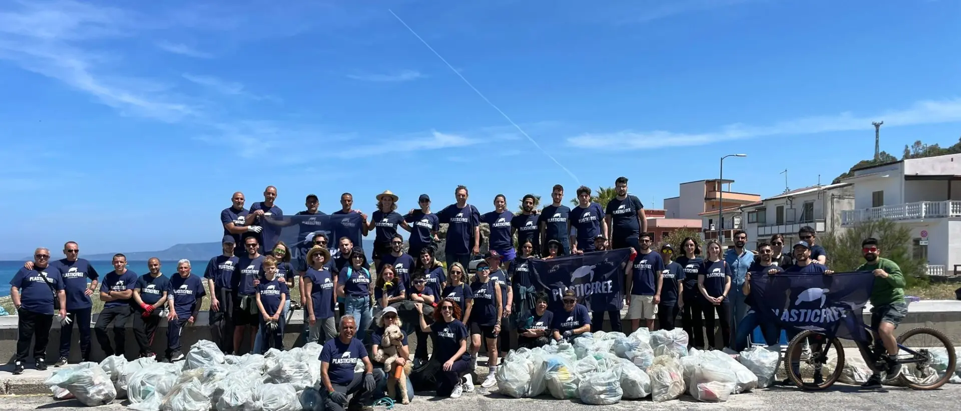Palmi, detenuti “seconda chance” e volontari “plastic free” insieme per l'ambiente