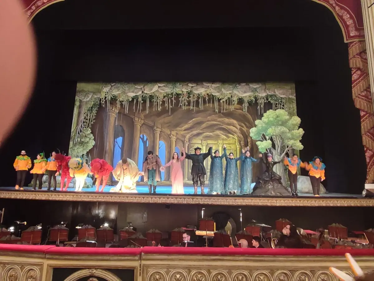 Da Reggio a Napoli, il coro “ViCavoice” dell'ic Carducci-Da Feltre protagonista al San Carlo