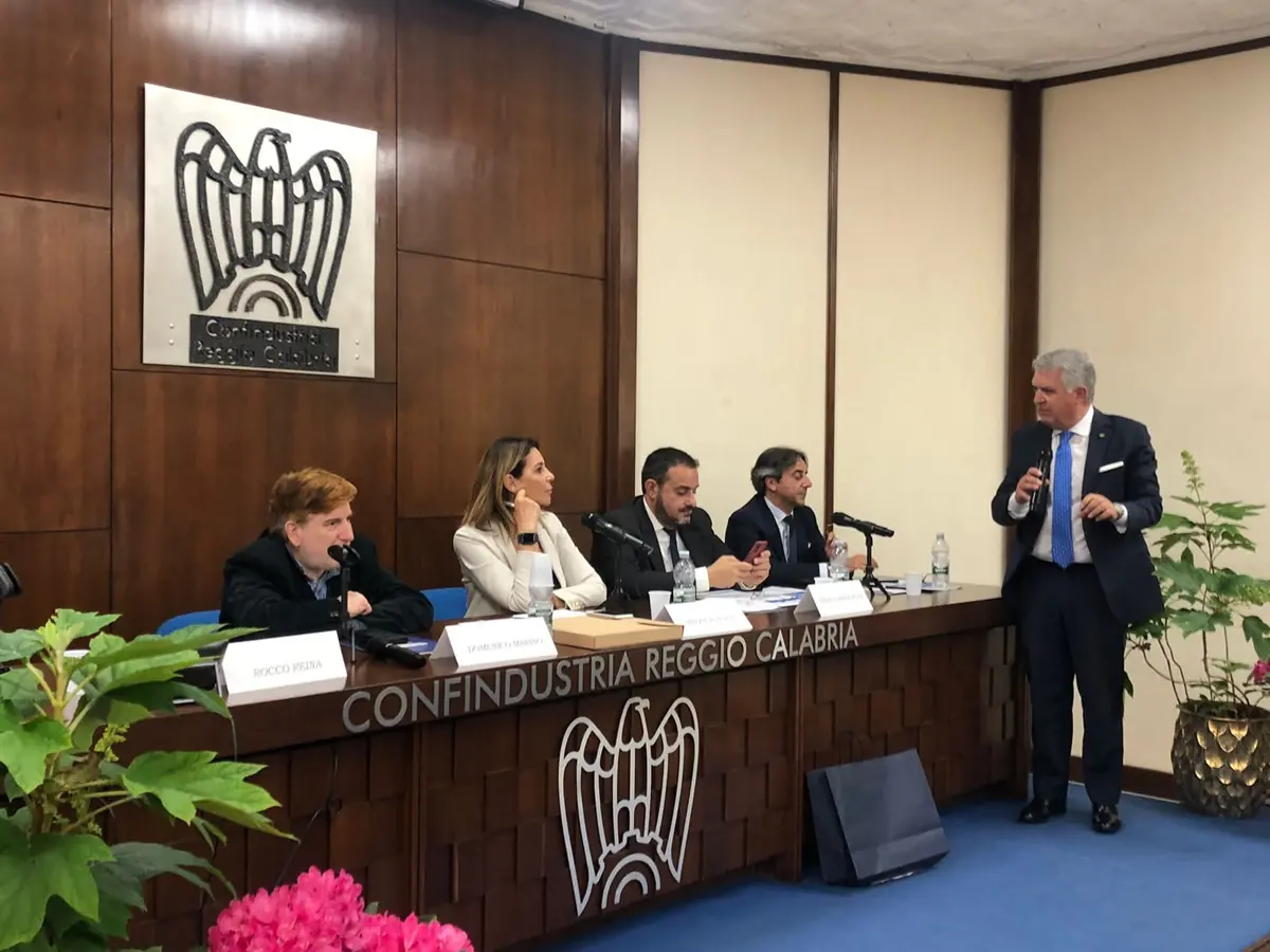 A Reggio il convegno “Infrastrutture di trasporto e sviluppo del Mezzogiorno”