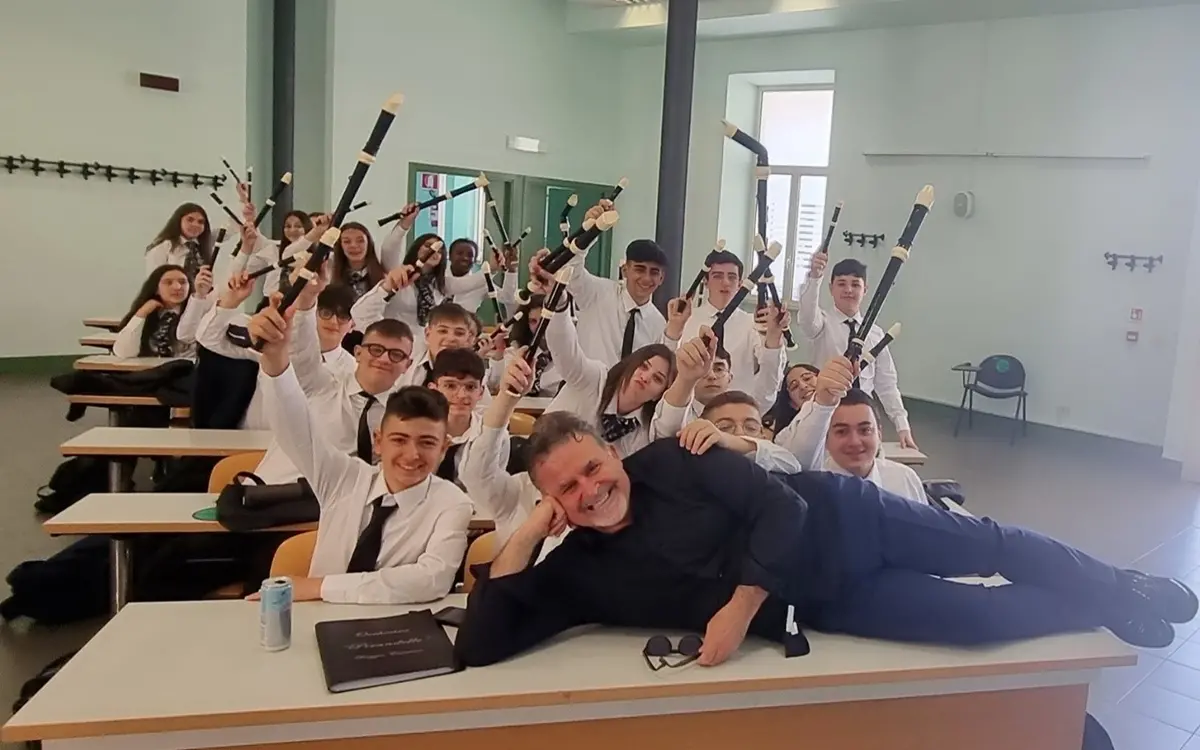 L'I.C. Falcomatà-Archi di Reggio con l'orchestra dei flauti dolci incanta Roma