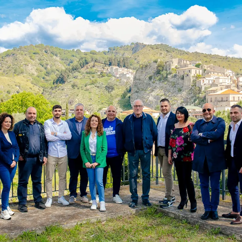 Elezioni comunali Gioiosa Ionica, “Costruire Insieme” chiude la campagna in piazza Vittorio Veneto