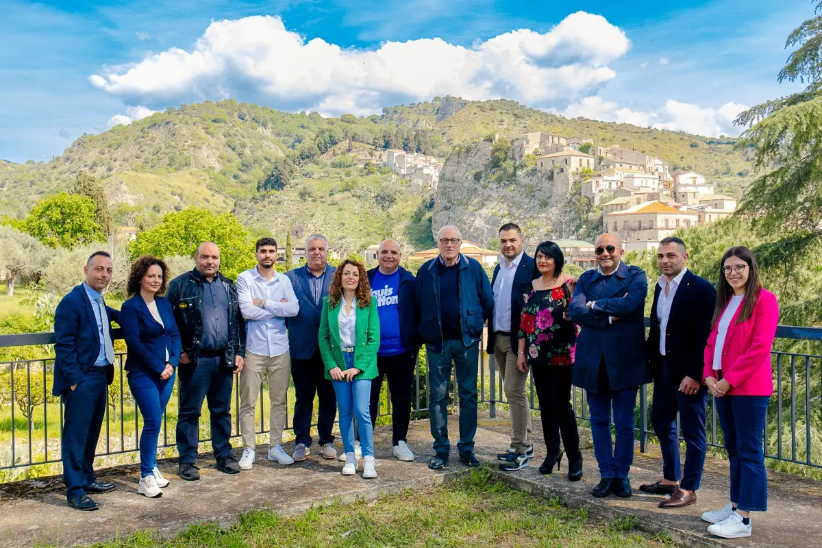 Elezioni comunali Gioiosa Ionica, “Costruire Insieme” chiude la campagna in piazza Vittorio Veneto