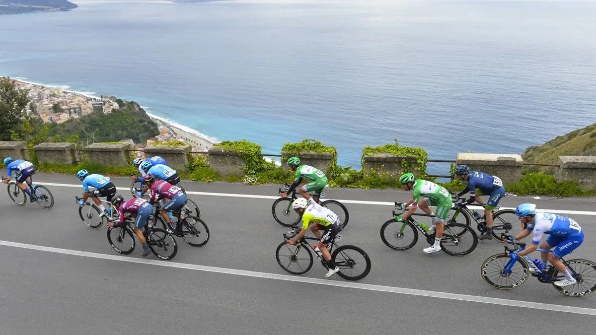 Giro Ciclistico Citt\\u00E0 Metropolitana di Reggio Calabria 2023 - 66th Edition - Riace Marina - Reggio Calabria - 162,4 km - 16/04/2023 - Peloton - Scenery - photo Tommaso Pelagalli/SprintCyclingAgency\\u00A92023 , SprintCyclingAgency\\u00A92023