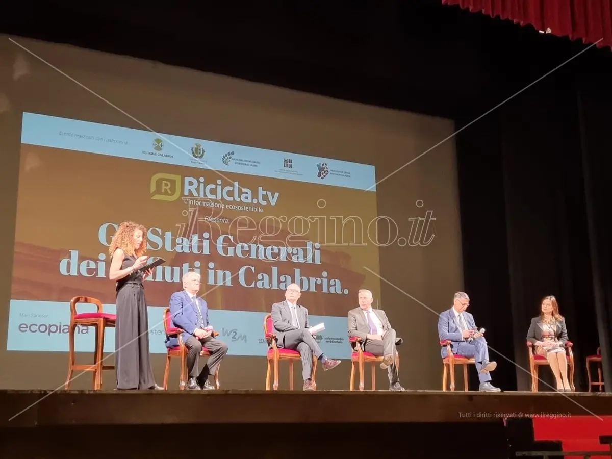 Differenziata a Reggio, Gualtieri (Arrical): «Per arrivare al 65% la città va aiutata finanziariamente»