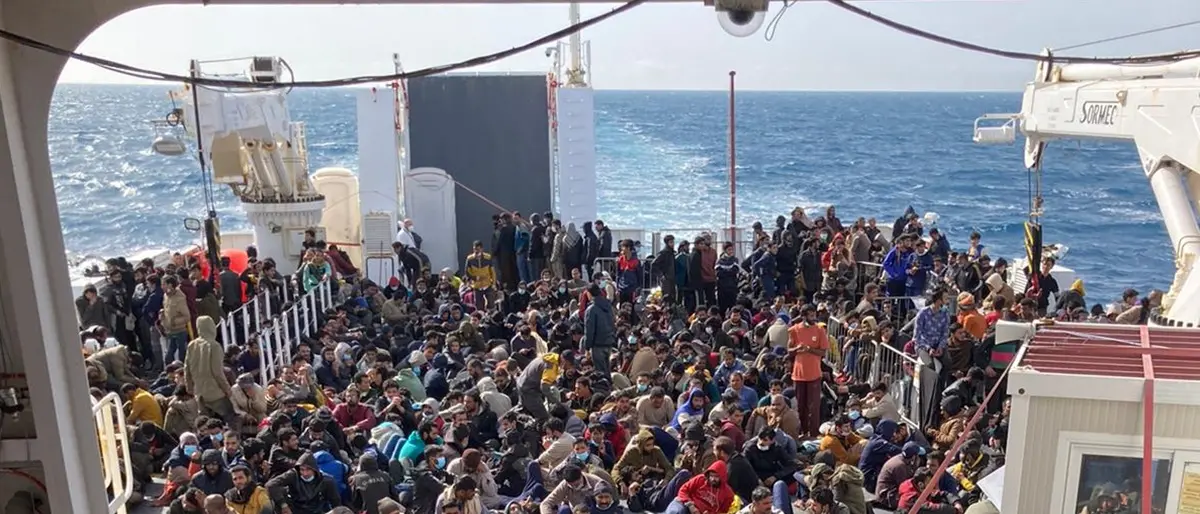 Trasportava migranti verso la Locride, arrestato a Milano uno scafista 19enne