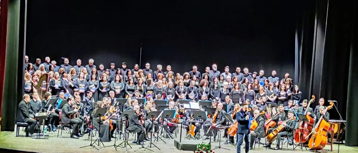 Reggio, successo al Cilea per il concerto \"Christus vincit\" per l'Hospice Via delle Stelle