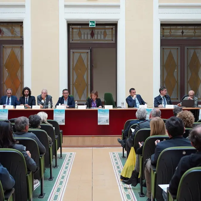 Reggio, workshop su prelievo materiale litoide dai corsi d'acqua, Fuda: «Migliorare la capacità di gestione»