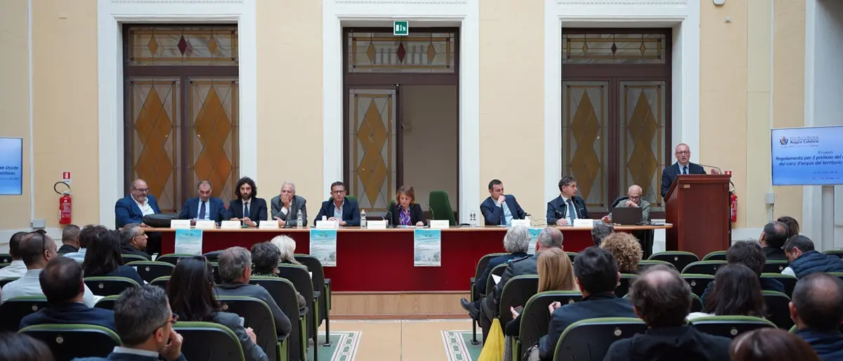 Reggio, workshop su prelievo materiale litoide dai corsi d'acqua, Fuda: «Migliorare la capacità di gestione»
