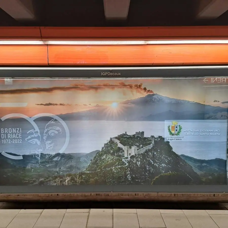 Le meraviglie del territorio reggino alla conquista della Capitale: le immagini più belle su metro e bus - VIDEO