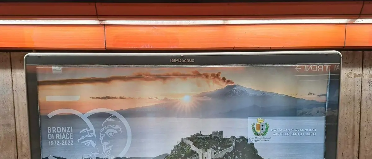 Le meraviglie del territorio reggino alla conquista della Capitale: le immagini più belle su metro e bus - VIDEO