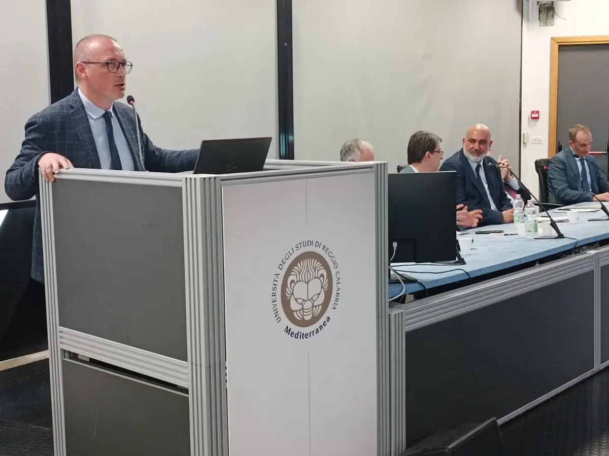 Alta velocità, Statale 106 e Porto di Gioia Tauro per Versace: «Non siano opere compensative»