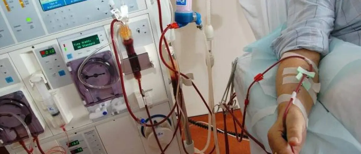 Reggio, rimborsi Asp ai dializzati bloccati da un anno: «Vivo con 340 euro di pensione ma per curarmi devo viaggiare»