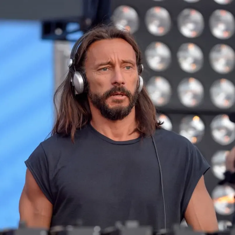 Locri, la movida si accende: ad agosto arriva Bob Sinclar