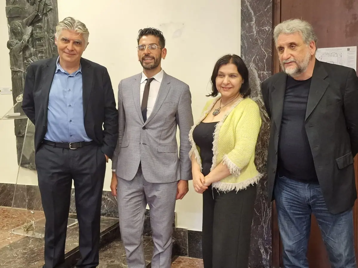 Reggio, \"Prigionieri del Cosmo\" di Augusto Cosentino presentato al \"Campanella\"