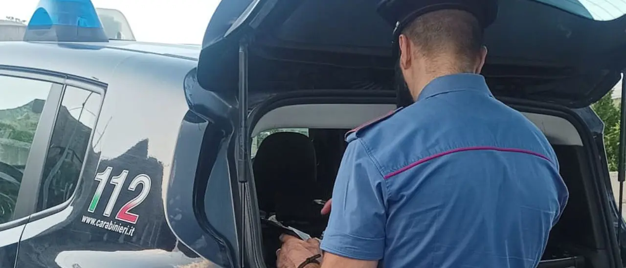 Furto di energia elettrica per quasi 9mila euro: due persone denunciate a Condofuri