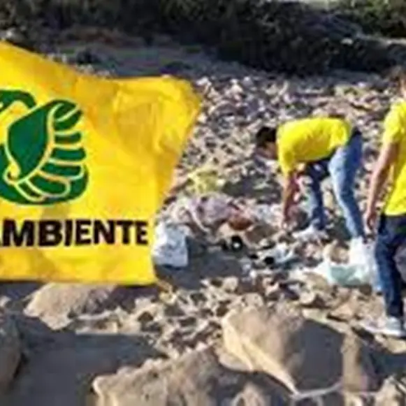 Legambiente accoglie Retake a Reggio Calabria: clean-up congiunto sul Lungomare Falcomatà per tutelare mare e spiaggia