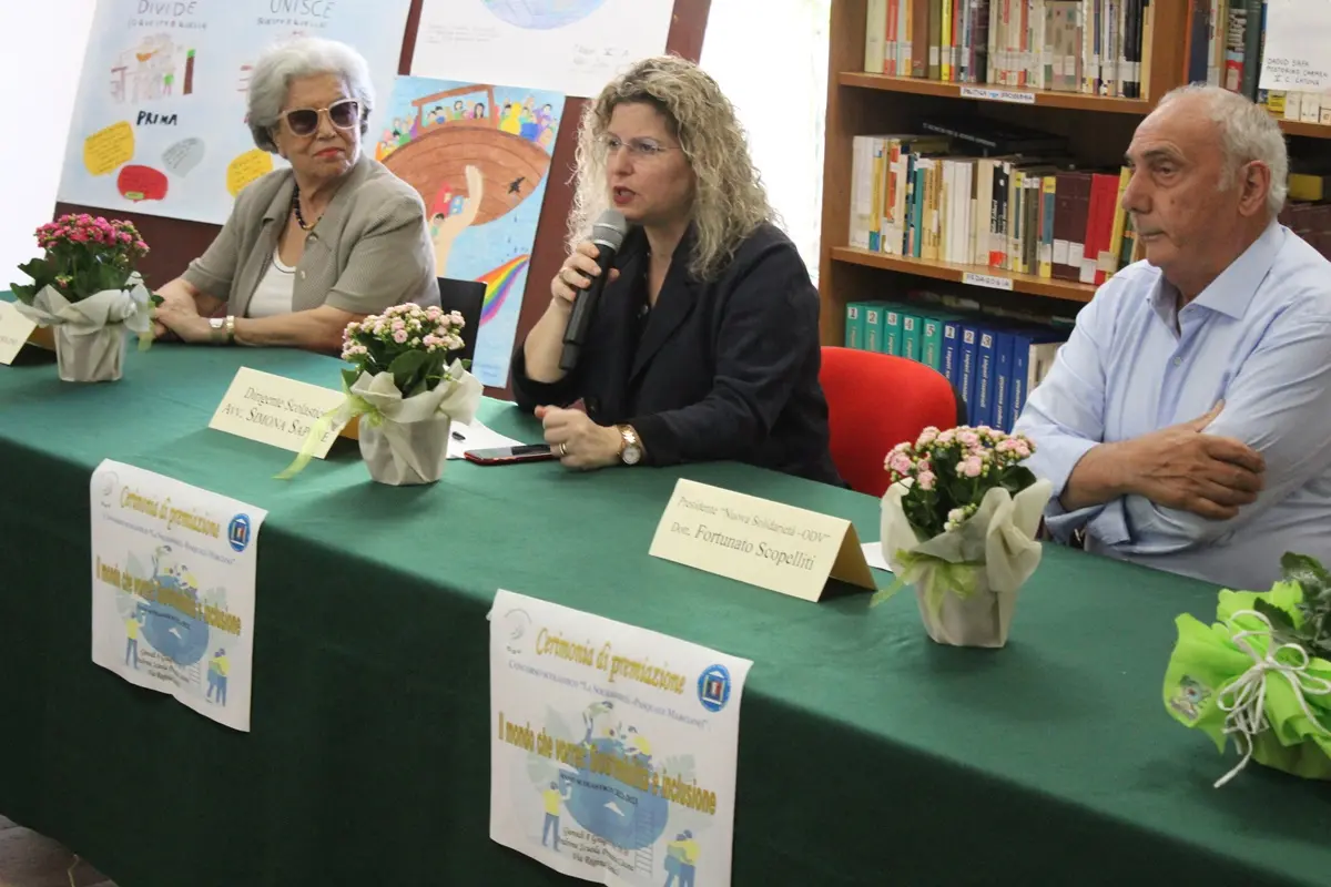 Reggio, all'IC \"Radice\"di Catona premiati gli studenti del progetto \"La Solidarietà Pasquale Marciano\"