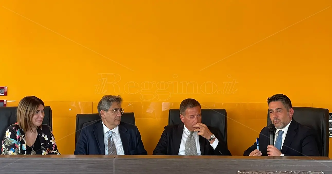 Reggio, nuovi bus Atam in sinergia con le imprese turche - VIDEO