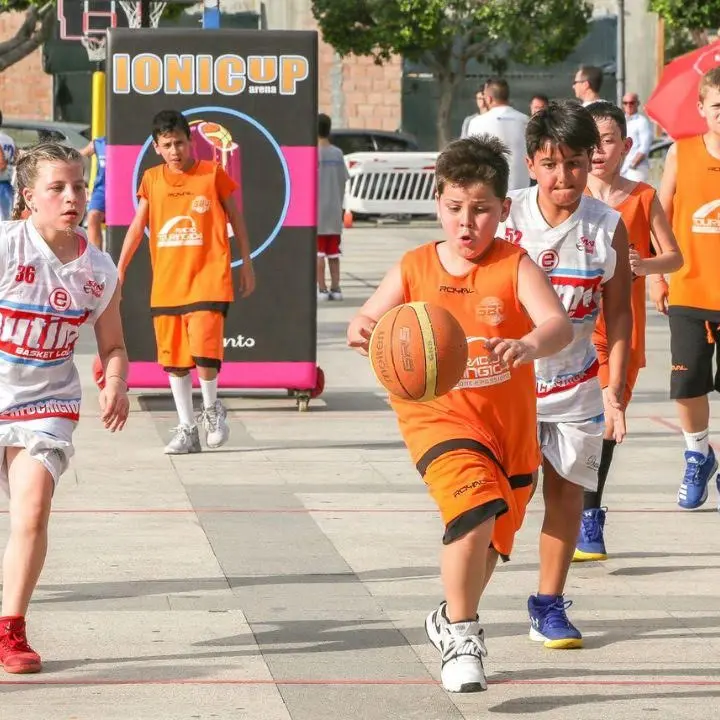 Locri, torna la IoniCup e il centro cittadino diventa una vetrina dello sport