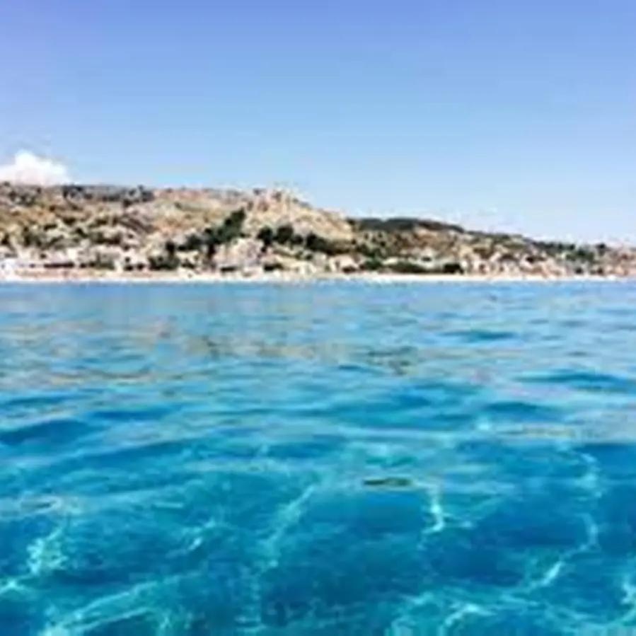 Mare, oltre 5mila chilometri di litorale \"eccellente\" in Italia: in Calabria sono 621