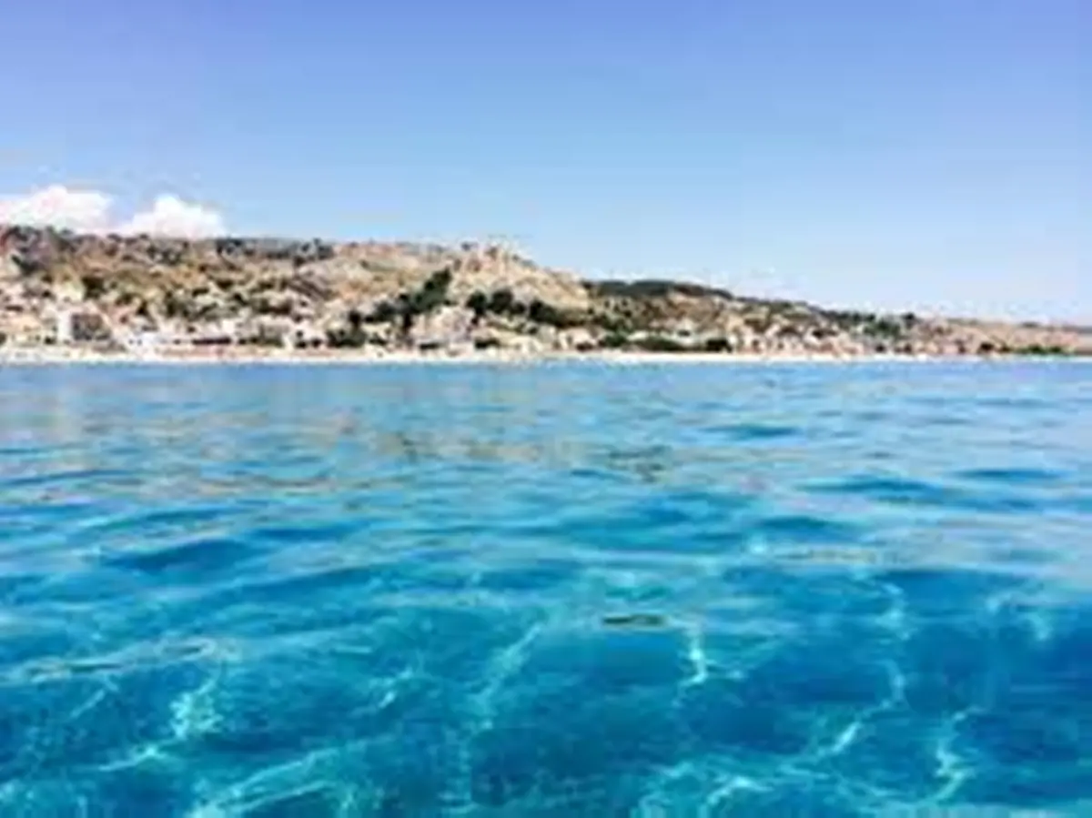 Roccella Jonica si aggiudica 4 vele dalla guida nazionale \"Il Mare più bello\"