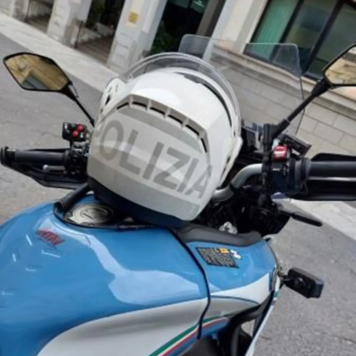 Reggio, arrestato giovane gambiano per danneggiamento e resistenza a Pubblico Ufficiale