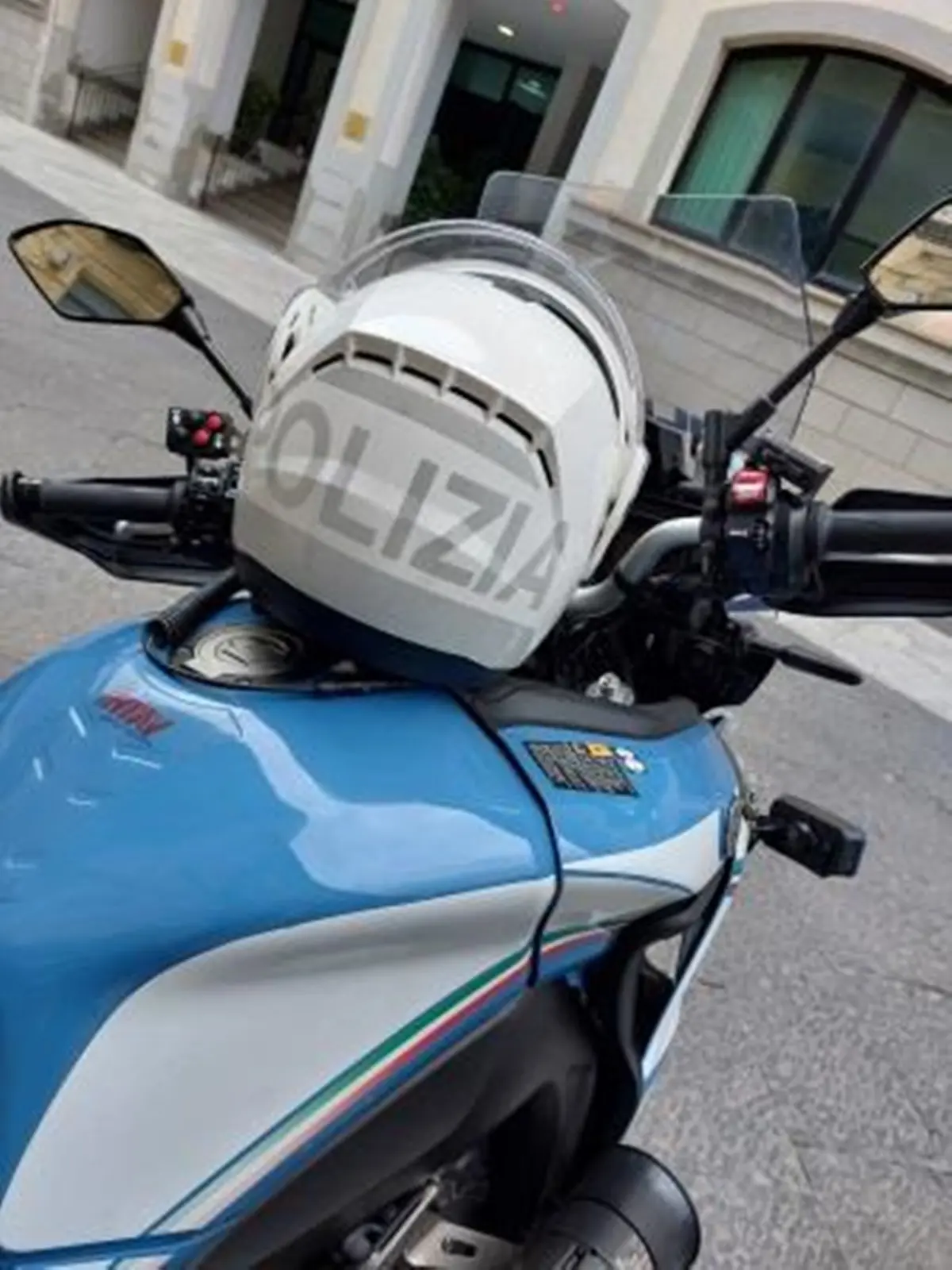 Reggio, arrestato giovane gambiano per danneggiamento e resistenza a Pubblico Ufficiale