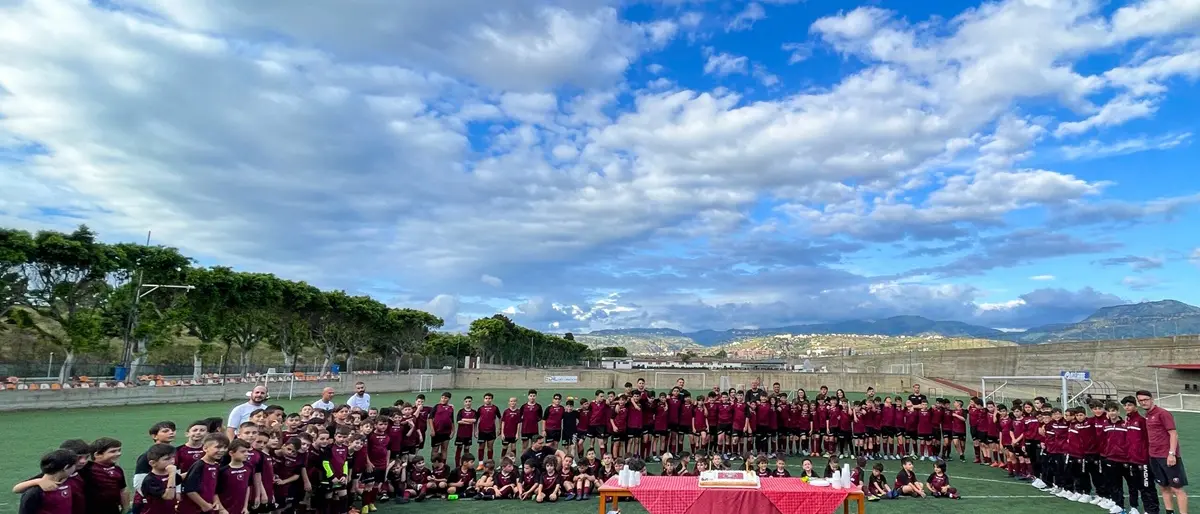 Reggio, al Sant'Agata sorrisi ed entusiasmo per la chiusura dell'anno della Scuola Calcio Reggina