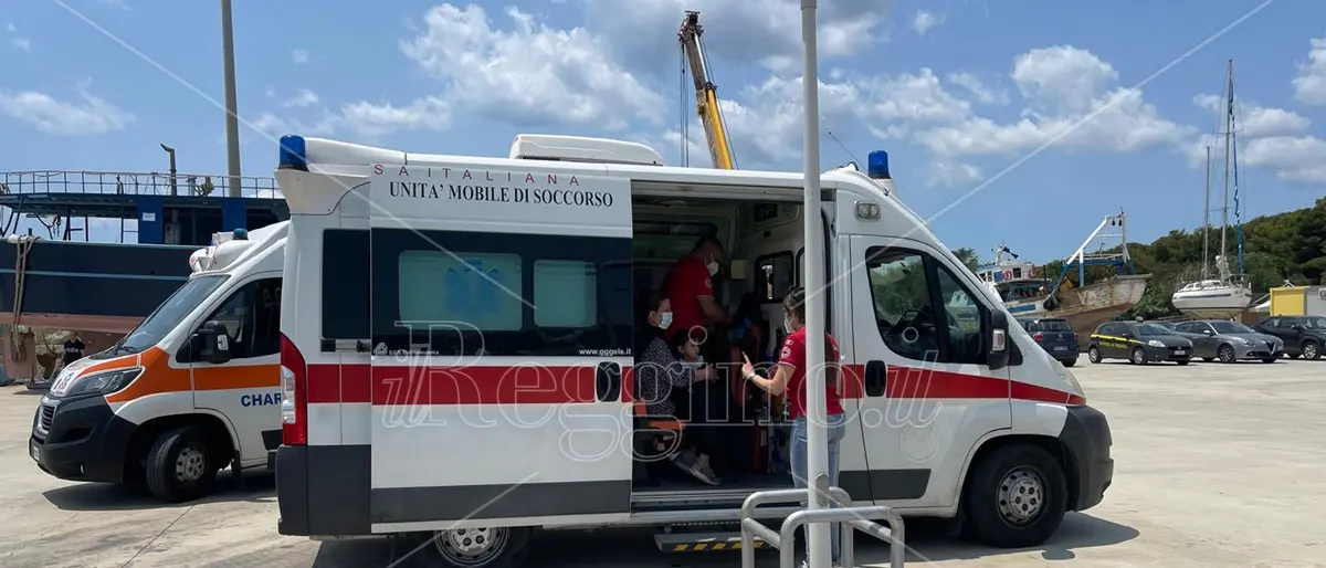 Locride, riprendono gli sbarchi di migranti: salvate a Roccella circa 130 persone