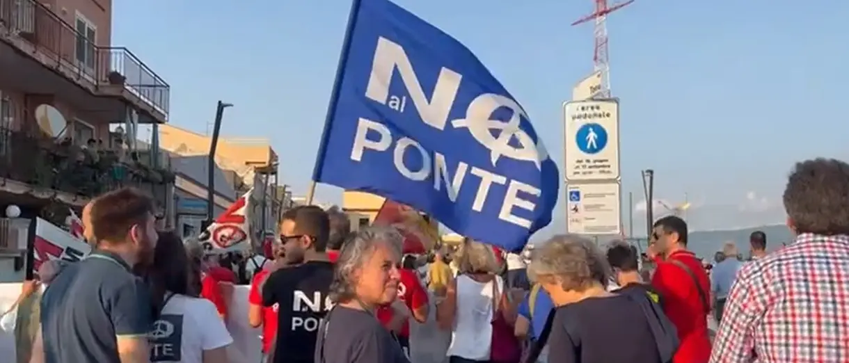 No Ponte Calabria ai sindaci: «No ai progetti calati dall'alto»