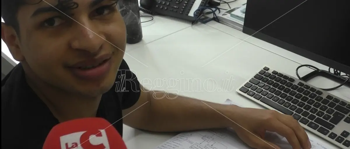 NOTTE PRIMA DEGLI ESAMI | Reggio, la storia di Ahmed: «Dall’Egitto alla Calabria per studiare e avere un futuro» - VIDEO