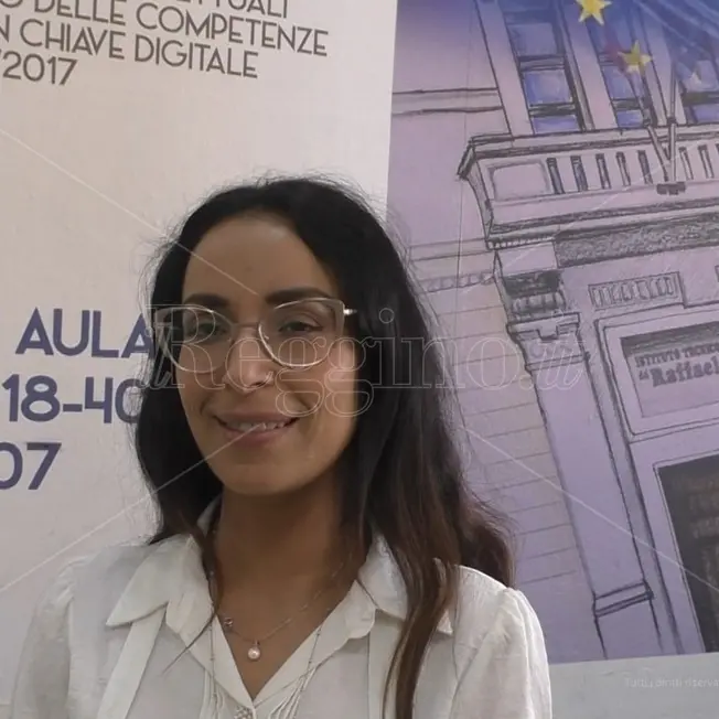 NOTTE PRIMA DEGLI ESAMI|Reggio, la storia di Hanane: «Con lo studio ho cambiato il mio destino» - VIDEO