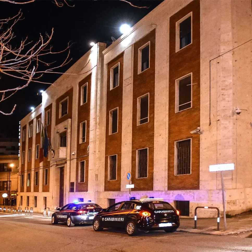 Reggio, beccato con 70 grammi di marijuana: arrestato un 44enne