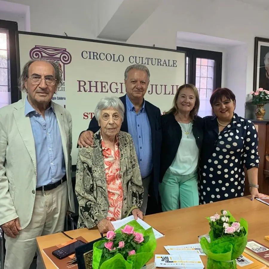 Reggio, inaugurata la mostra personale di Eugenia Musolino ‘Trasgressioni artistiche’