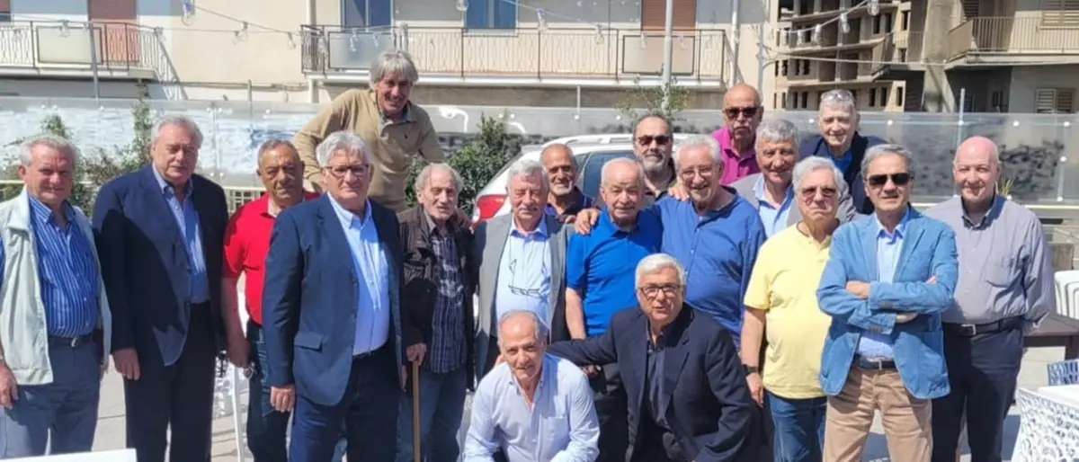 Reggio, dopo 60 anni ancora insieme i compagni di classe del seminario “Ferro”