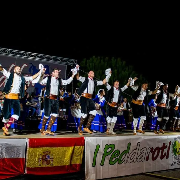 “I Peddaroti” insigniti de “Lo Schiaccianoci d’oro”