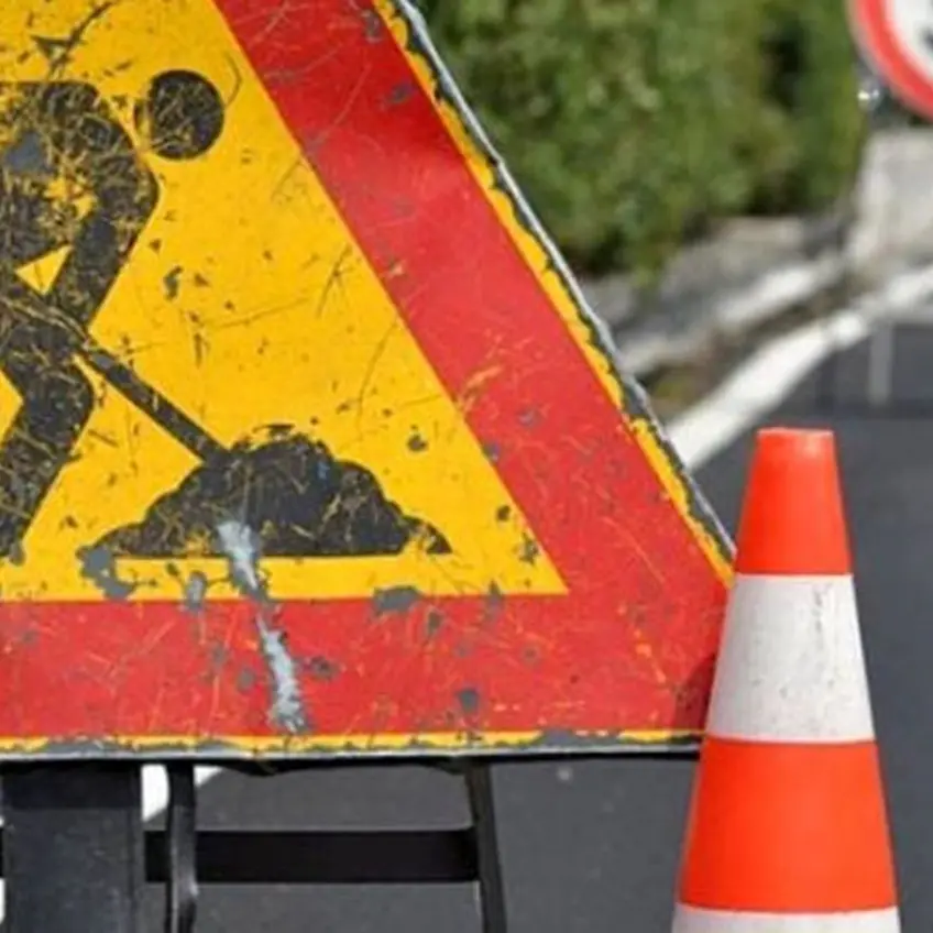 Reggio, disagi e pericoli per l'interdizione al traffico di via Lia Diramazione Vico I