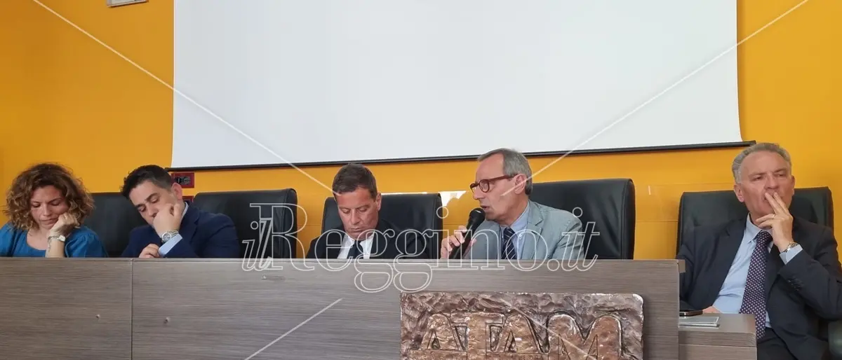 Voucher Atam a Reggio: giù i prezzi per favorire i cittadini e ridurre l'inquinamento