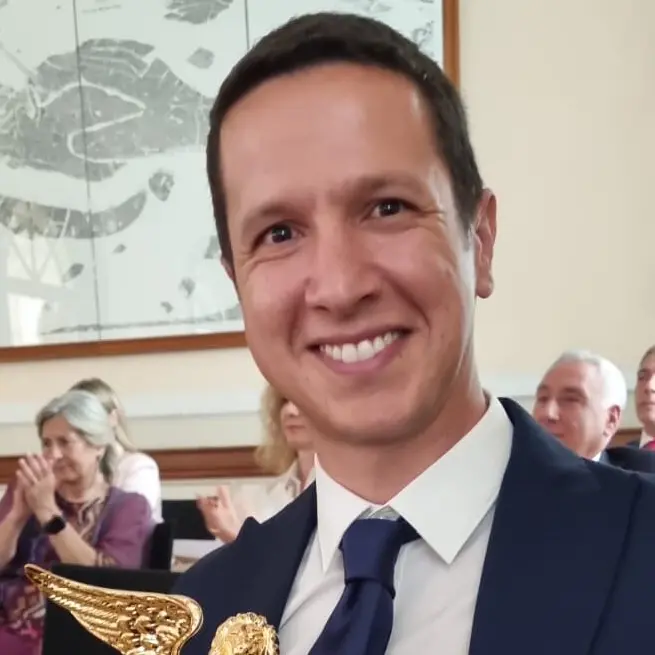 Reggio, Leone d'oro per meriti professionali a Davide Tangheró