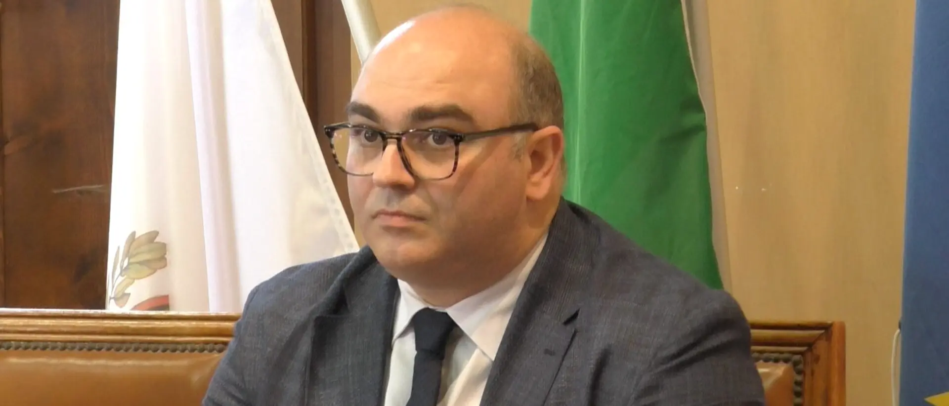 Locri, lotta all'evasione fiscale: l'appello del Comune ai cittadini