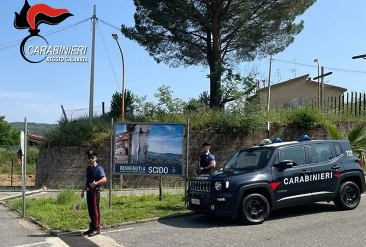 Palmi e Oppido, trattamento illecito di rifiuti: 5 persone denunciate