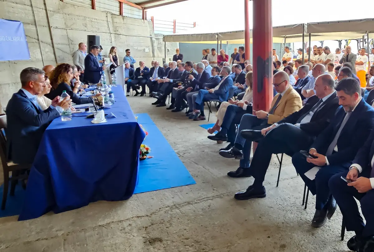 Reggio, assemblea nazionale delle associazioni Antiracket, Versace e Brunetti: «Messaggio di speranza»