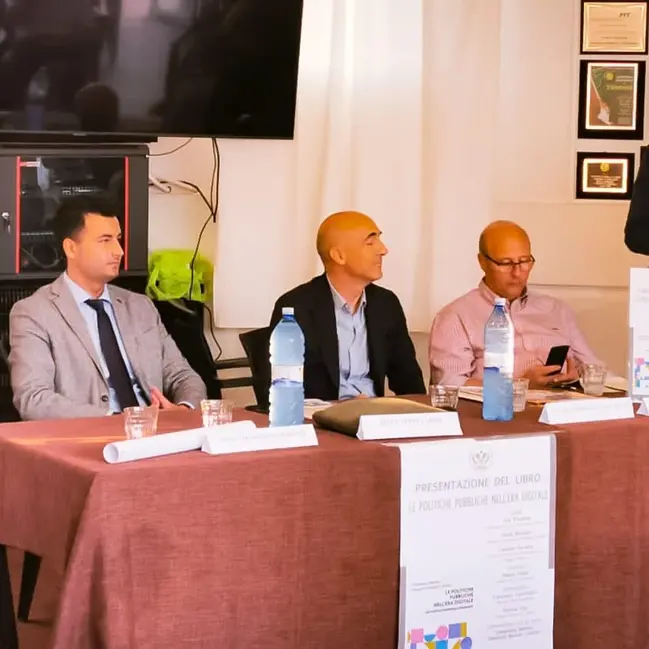 Reggio, presentate “Le Politiche Pubbliche nell’era digitale” di Demetrio Naccari Carlizzi e Domenico Marino