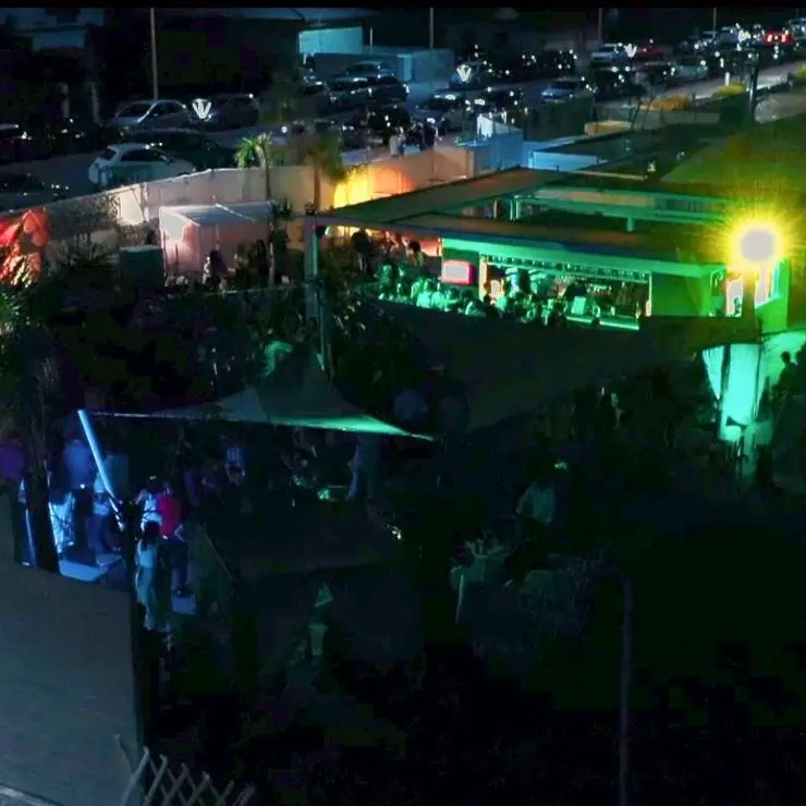 Estate 2023, a Locri il primo locale con i bagni unisex