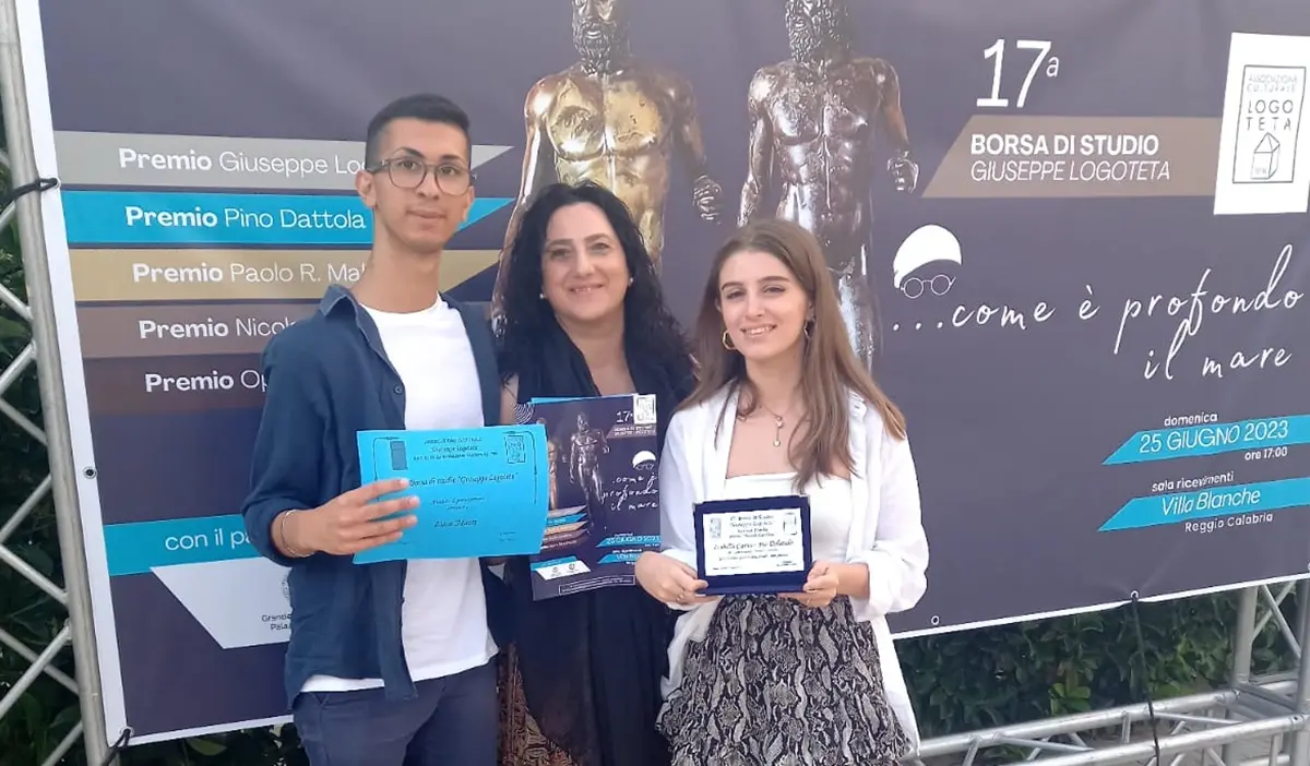 XVII^ borsa di studio “Giuseppe Logoteta”, riconoscimenti per i ragazzi del \"Zaleuco\" di Locri