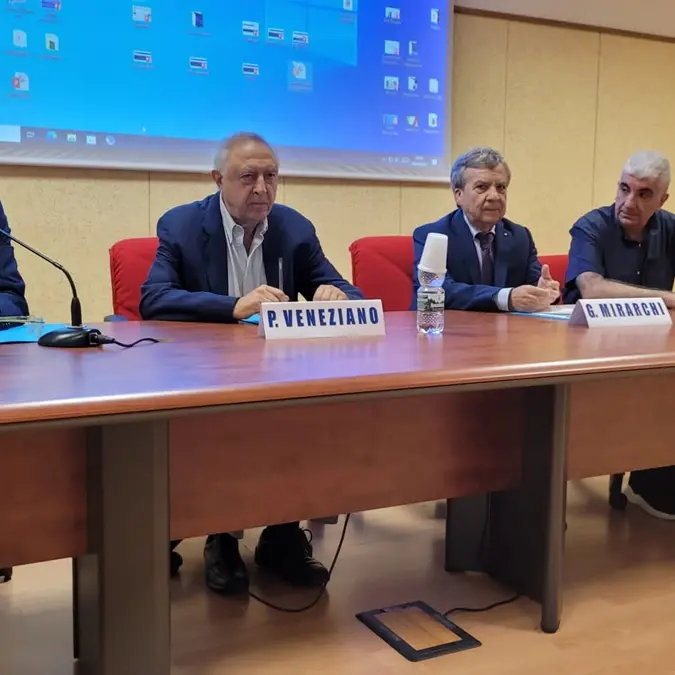 Reggio, i medici spiegano come leggere e valutare un articolo scientifico